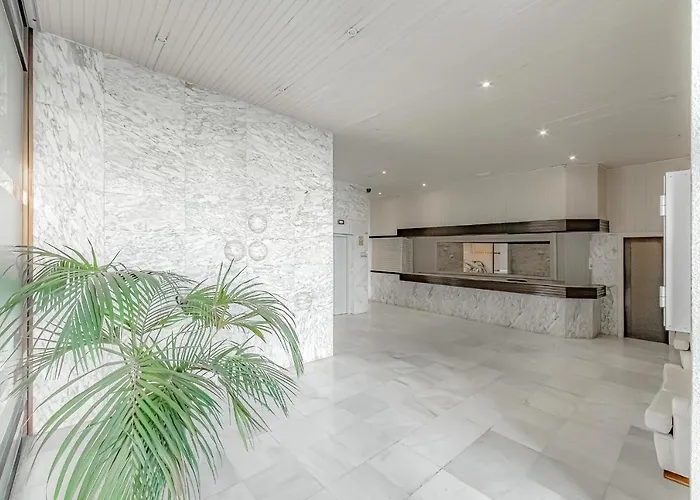 Lovely Lavaggi Sea View *